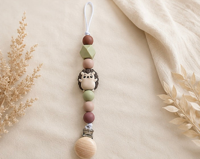Woodland Cozy Pacifier Clip